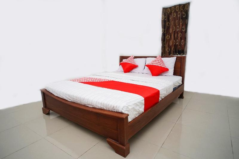Oyo Flagship 1034 Pondok Mulia Guest House Syariah Balikpapan  Esterno foto